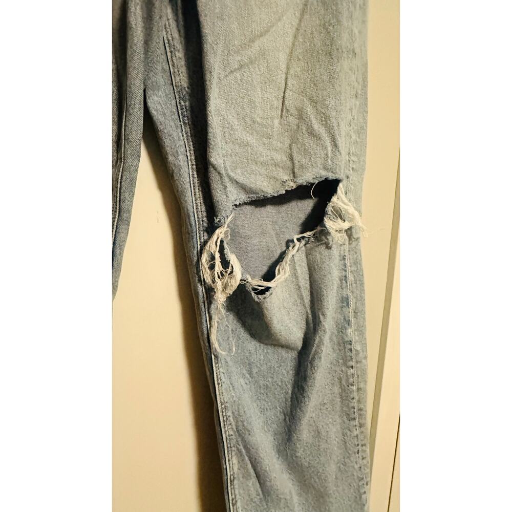AMERICAN EAGLE Skylight Blue Strigid Ripped Knee  High-Waisted Stovepipe Jeans - Picture 10 of 16